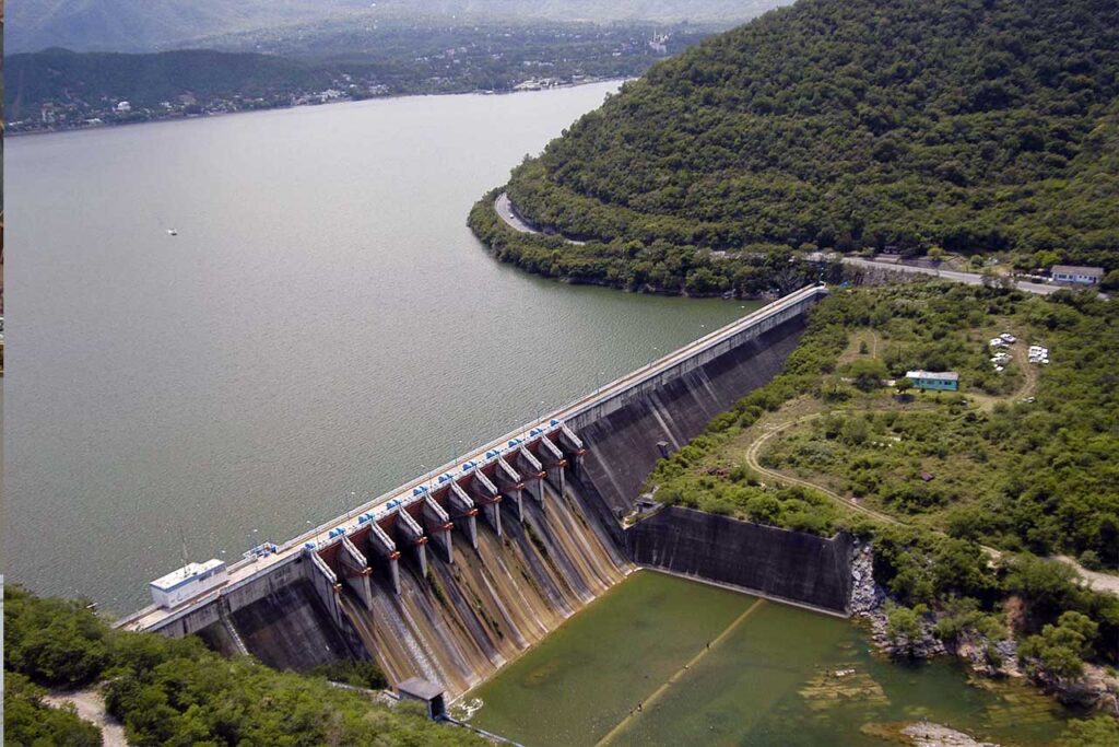 CFE descarta inundación por presa Peñitas