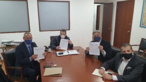 Firma de convenio entre Sedeco CDMX y Procnie por México.