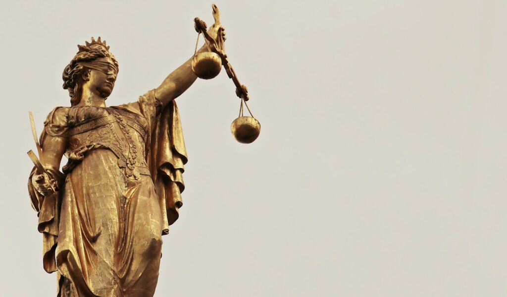 justitia-derecho