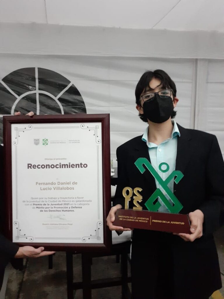 estudiante-Premio de la Juventud