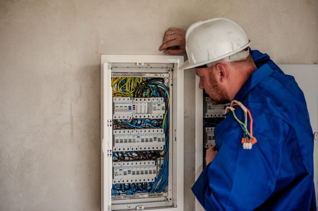 programa electricistas schneider electric