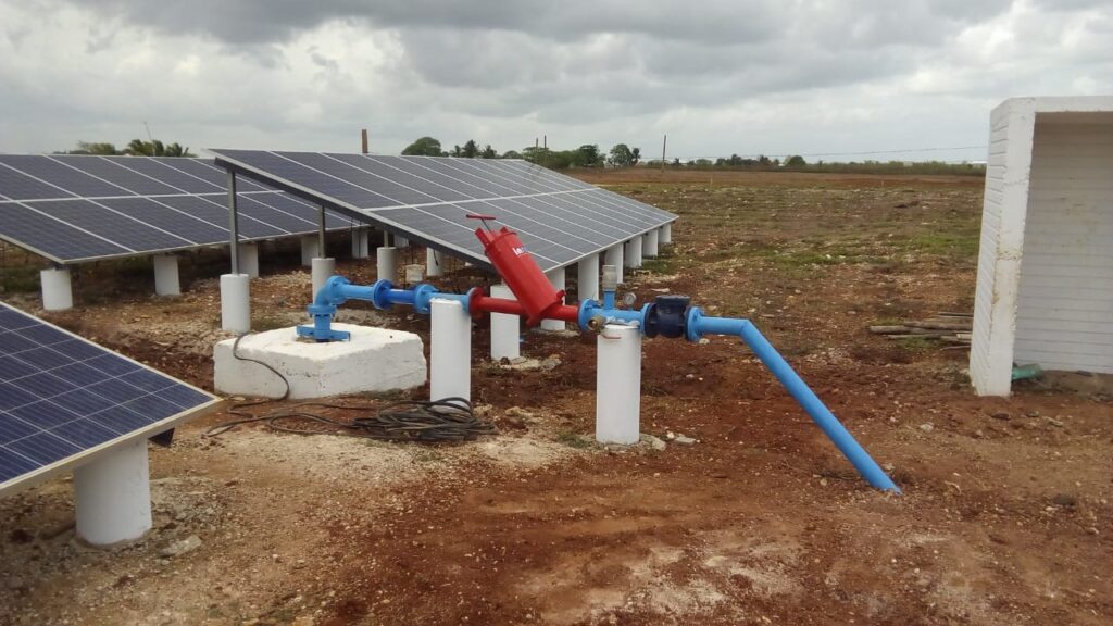 sistema riego energía solar