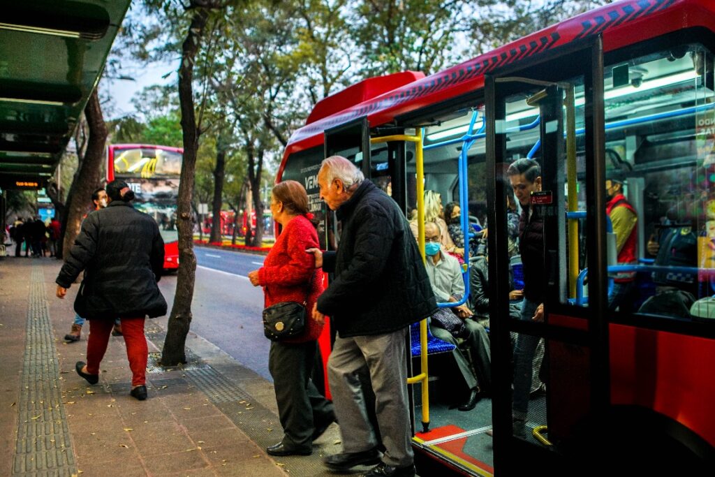 minibús eléctrico