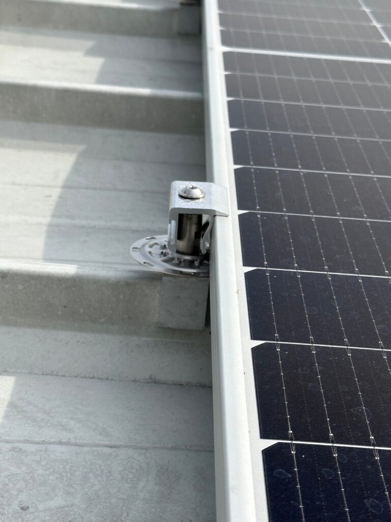 soluciones solares y techos metálicos